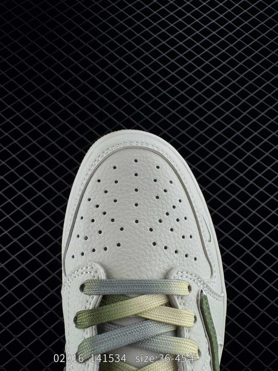 Travis Scott x Air Jordan 1 ” Reverse Mocha “